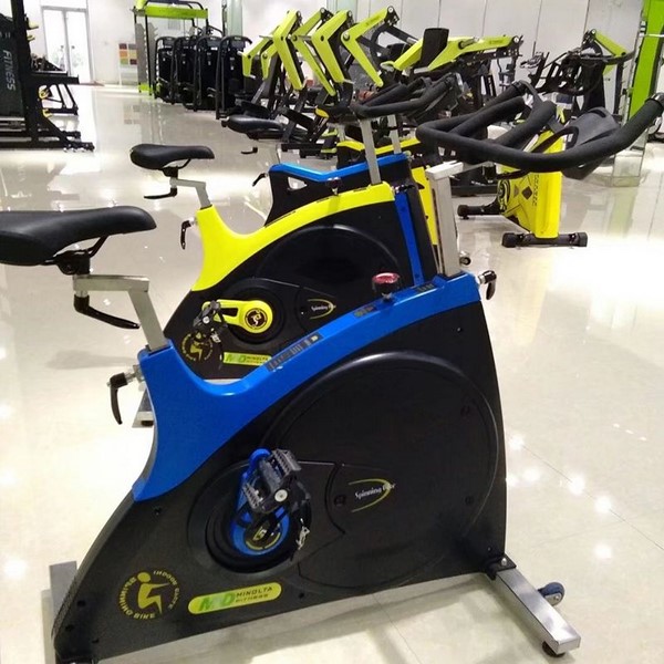 D07 Spin Bike